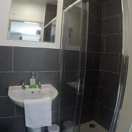 Rougey بيت شباب *